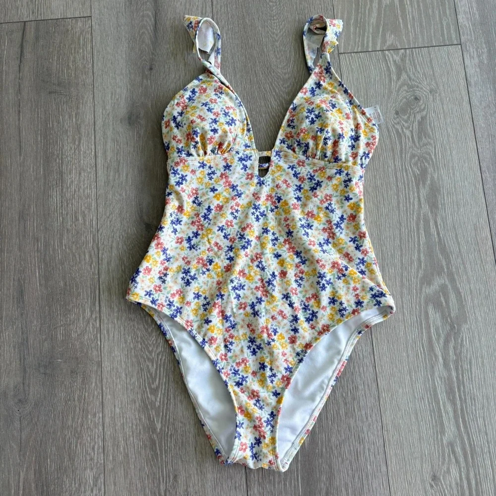 Shade & Shore Womens Ditsy Floral Ruffle Shoulder Plunge‎ One Piece Swimsuit S